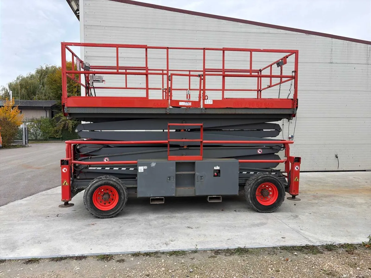 SkyJack - SJ9250 - 17,24m Diesel Scherenarbeitsbühne - 2018 - Hubarbeitsbühne