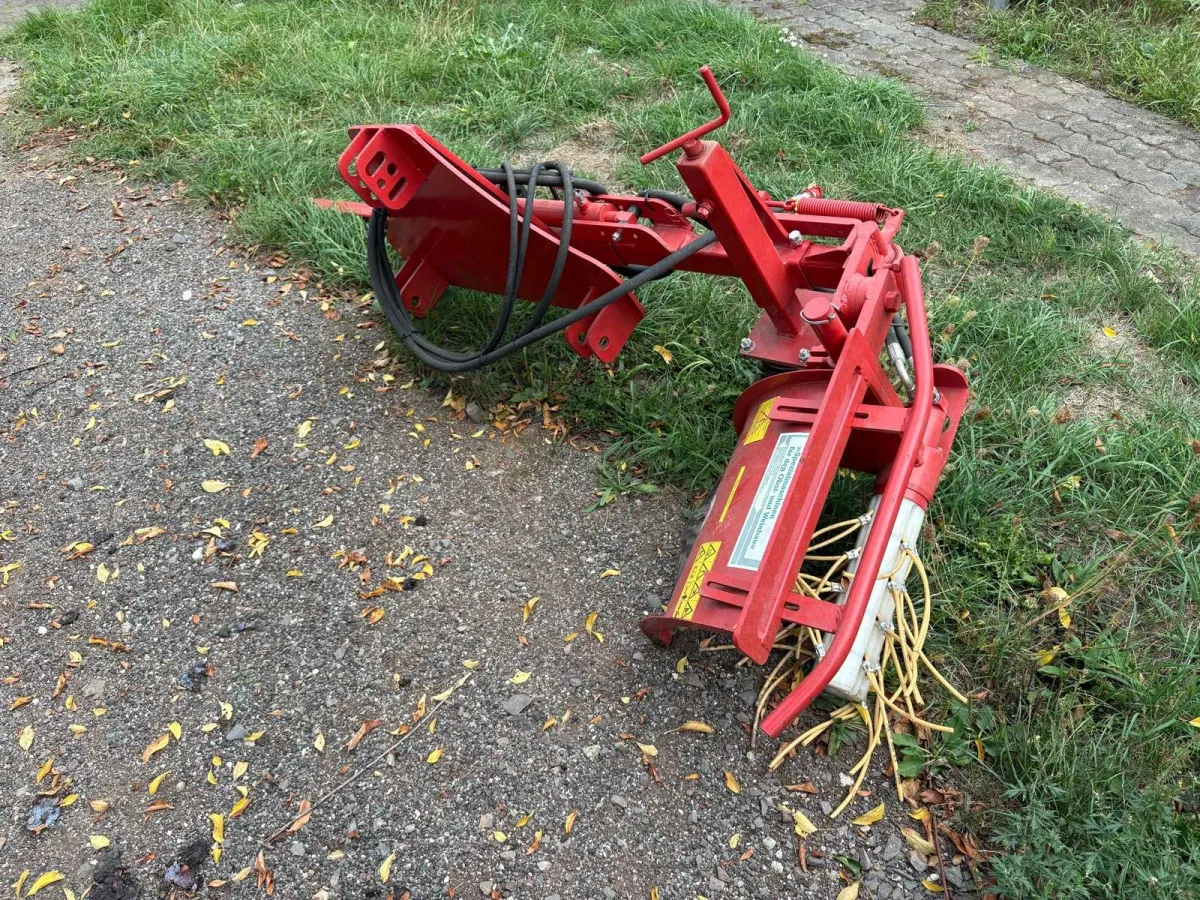 Fehrenbach Rebstammputzer Sonstige Bodenbearbeitungsmaschinen