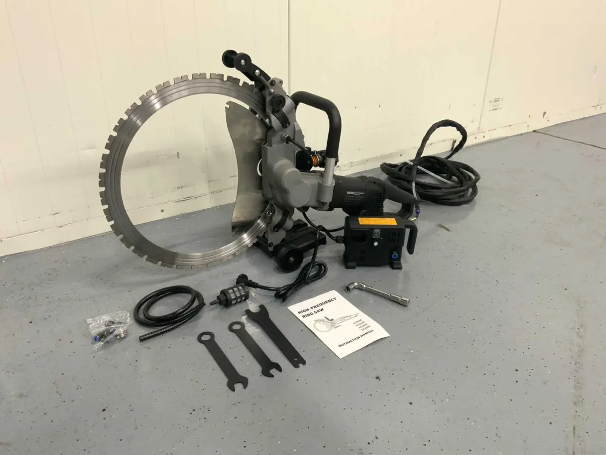Ultra Force Equipment - AC8500 - Cemento con sega ad anello - 39cm - 5000W