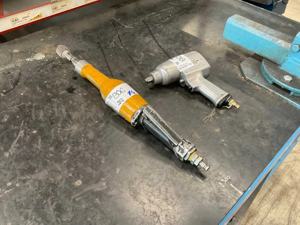 Druckluftwerkzeug (2x)