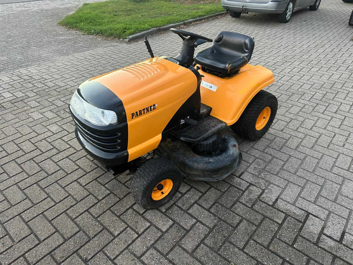 Partner - Ride-on mower