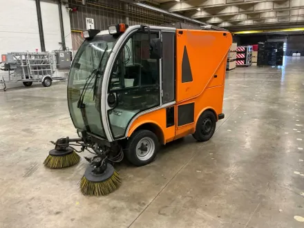 Bucher Cityspider Straßenkehrer – RESALE