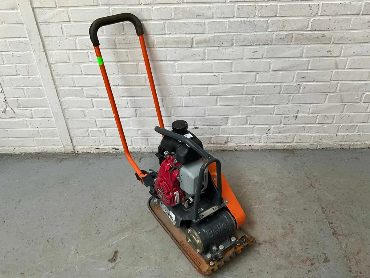 Compacteur de plaques Belle PCLX 320