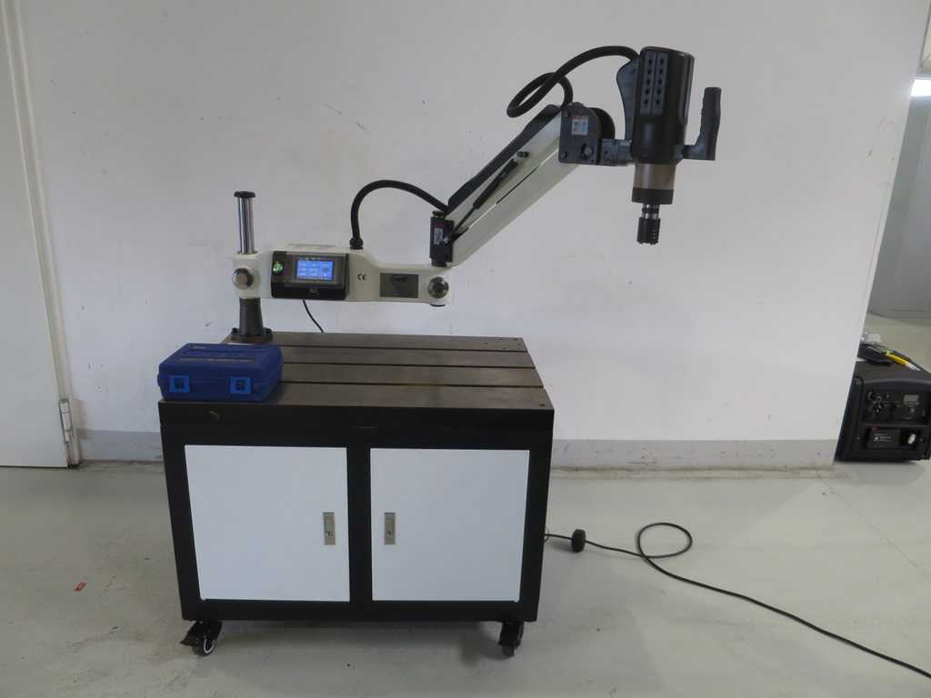 WMT FL-M24 Gewindebohrmaschine