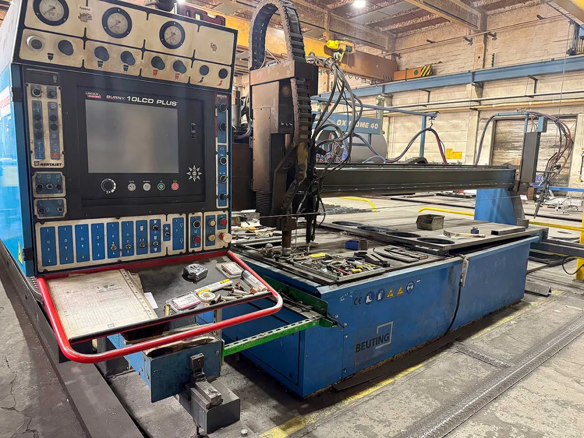 SAF OXYTOME 40 CNC Plasmaschneidanlage