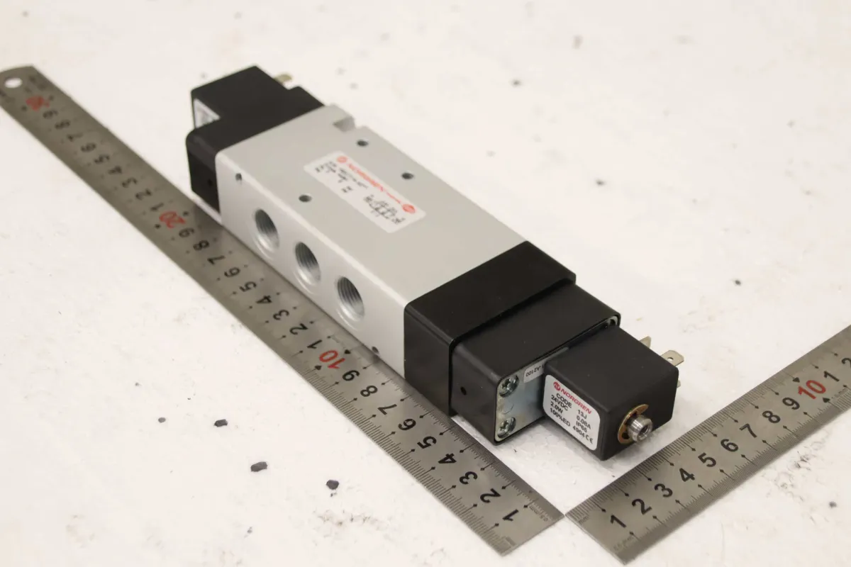 Norgren V62C711A-A2 Directional control valve