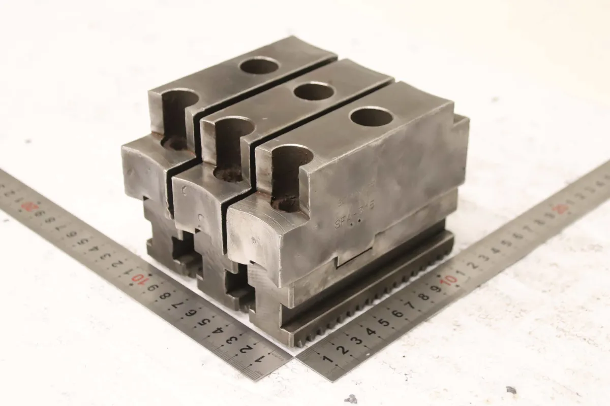 Schunk SFA- 315 Breite 32 mm schrägverzahnt Interchangeable jaws