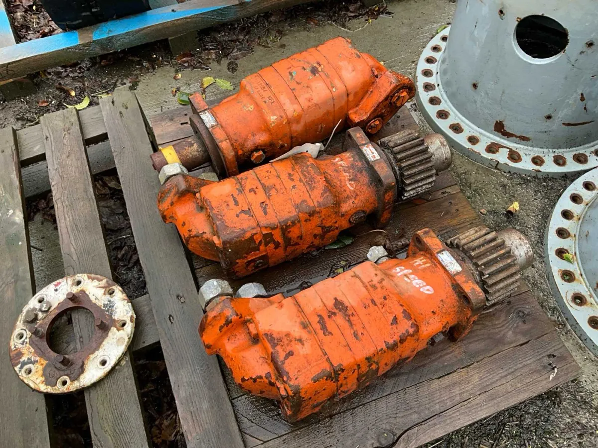 Chai-Lynn Hydraulic motor (3x)