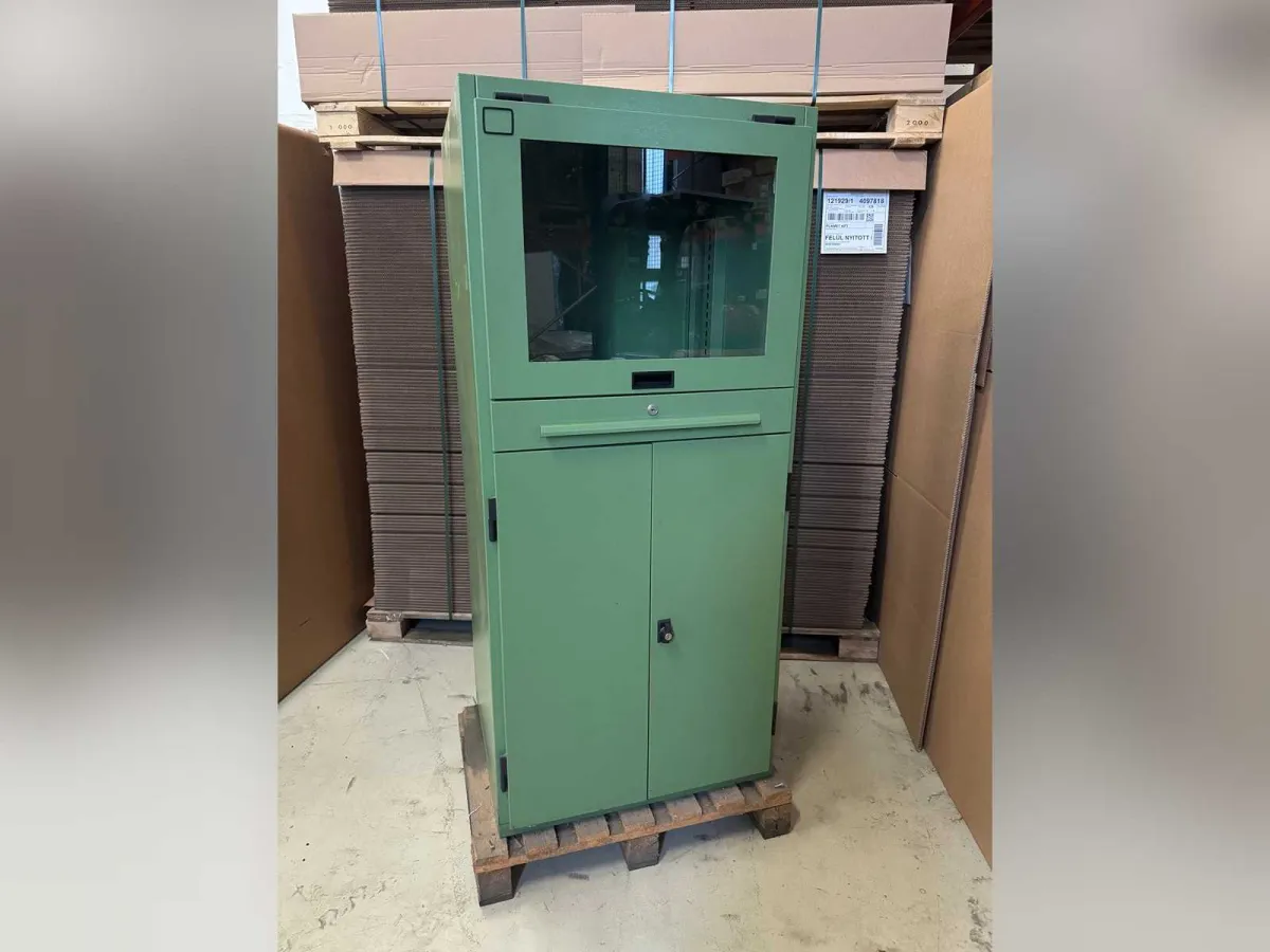 - - BITT - BITT PC cabinet