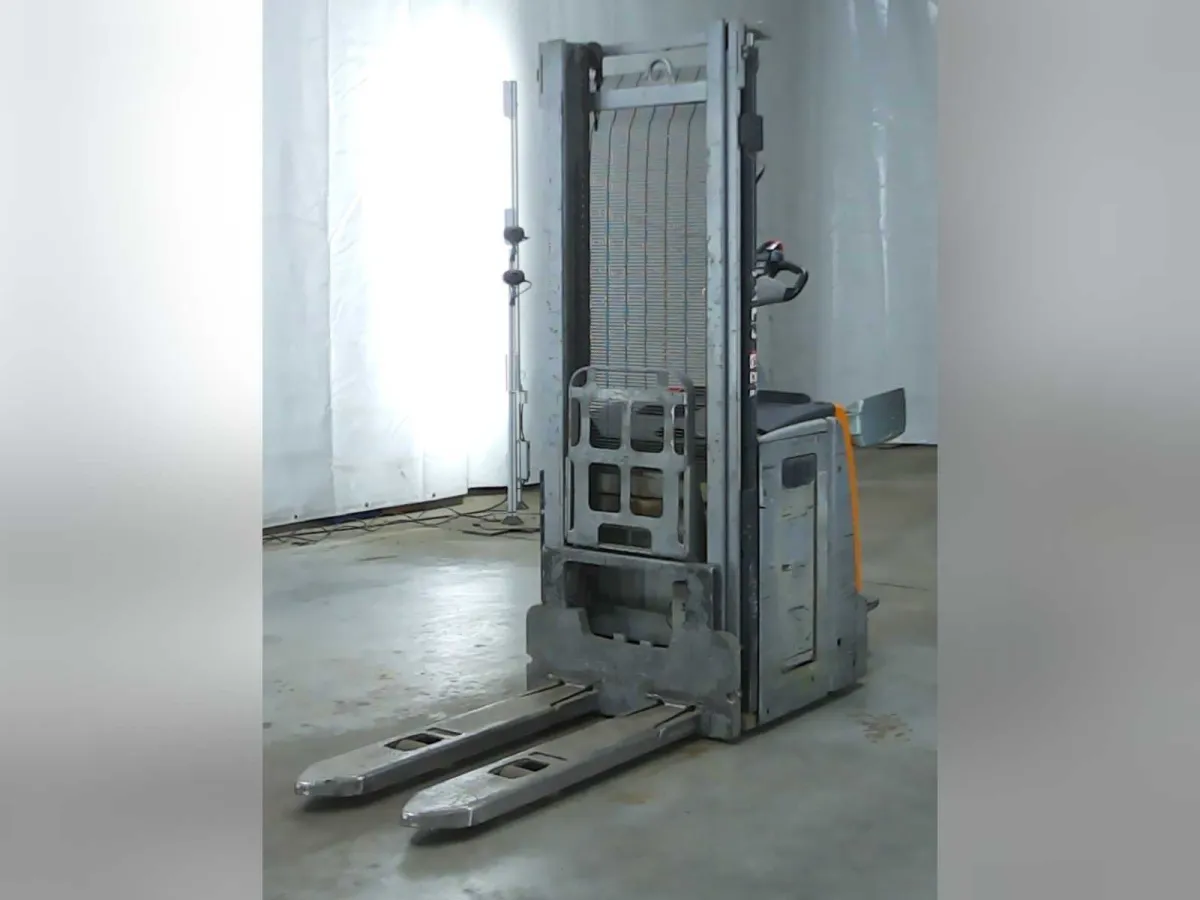 STILL EXV-SF14 Stacker