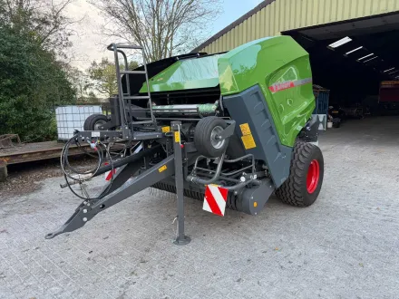 2023 Fendt Rotana 130F Xtra Rundballenpresser – RESALE