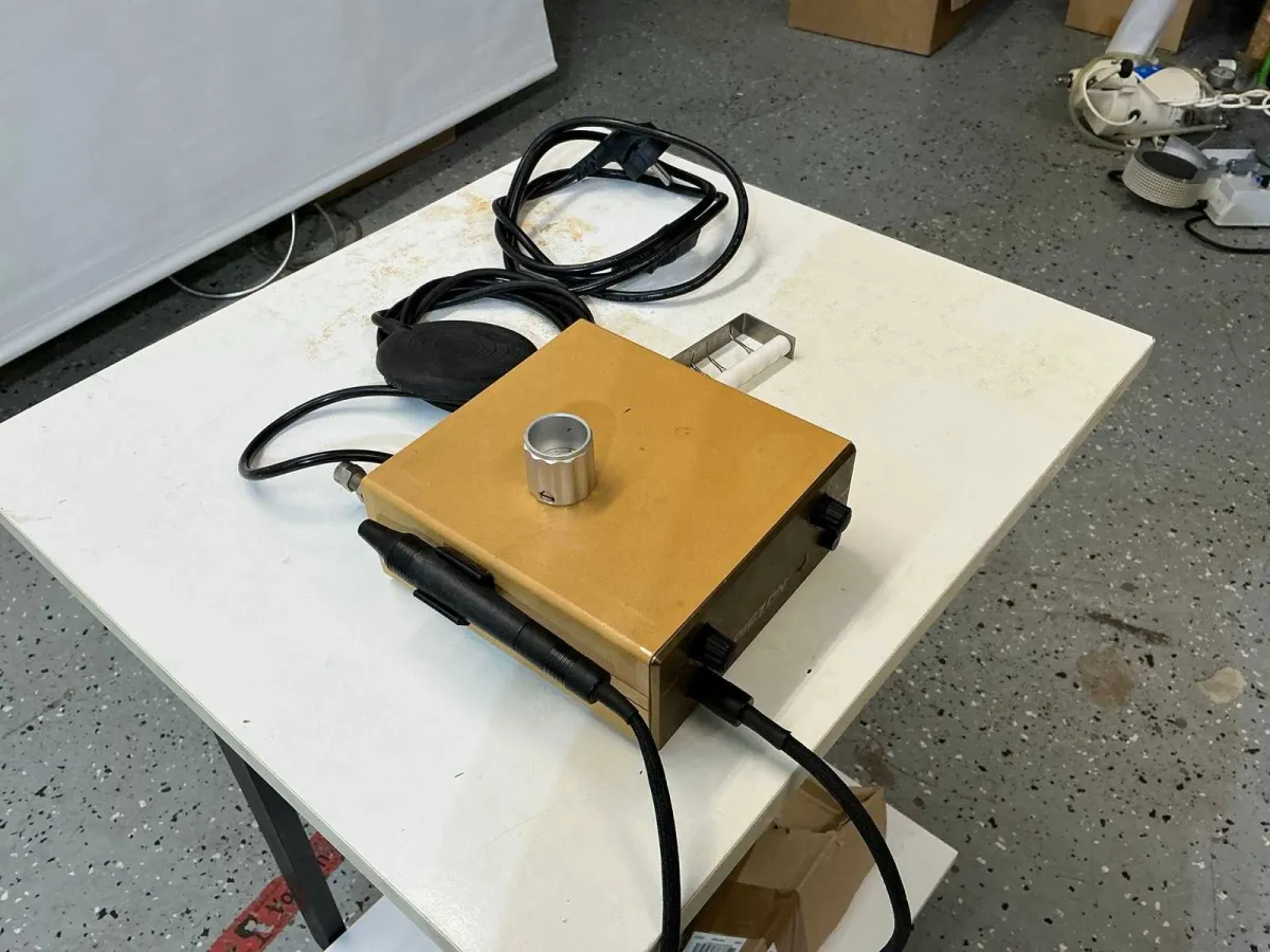 EMS SCP Ultraschall-Zahnsteinentfernungsgerät