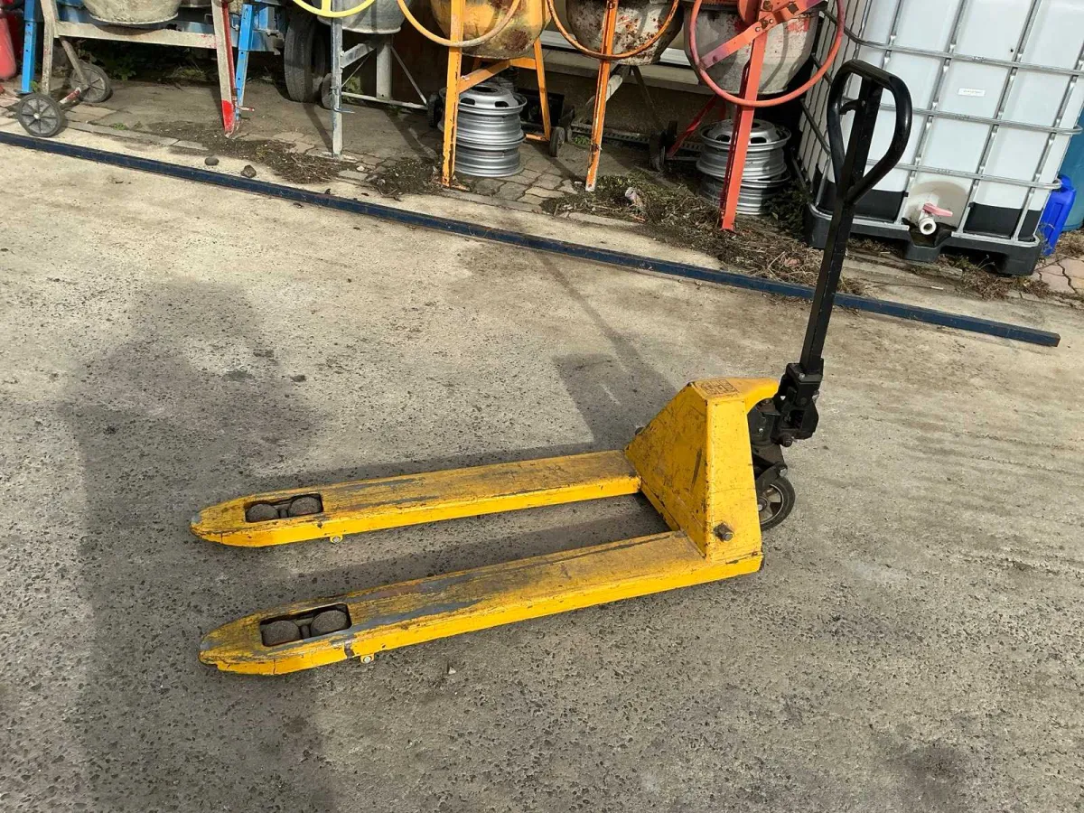 LIFTER – hydrauliczny ręczny wózek paletowy