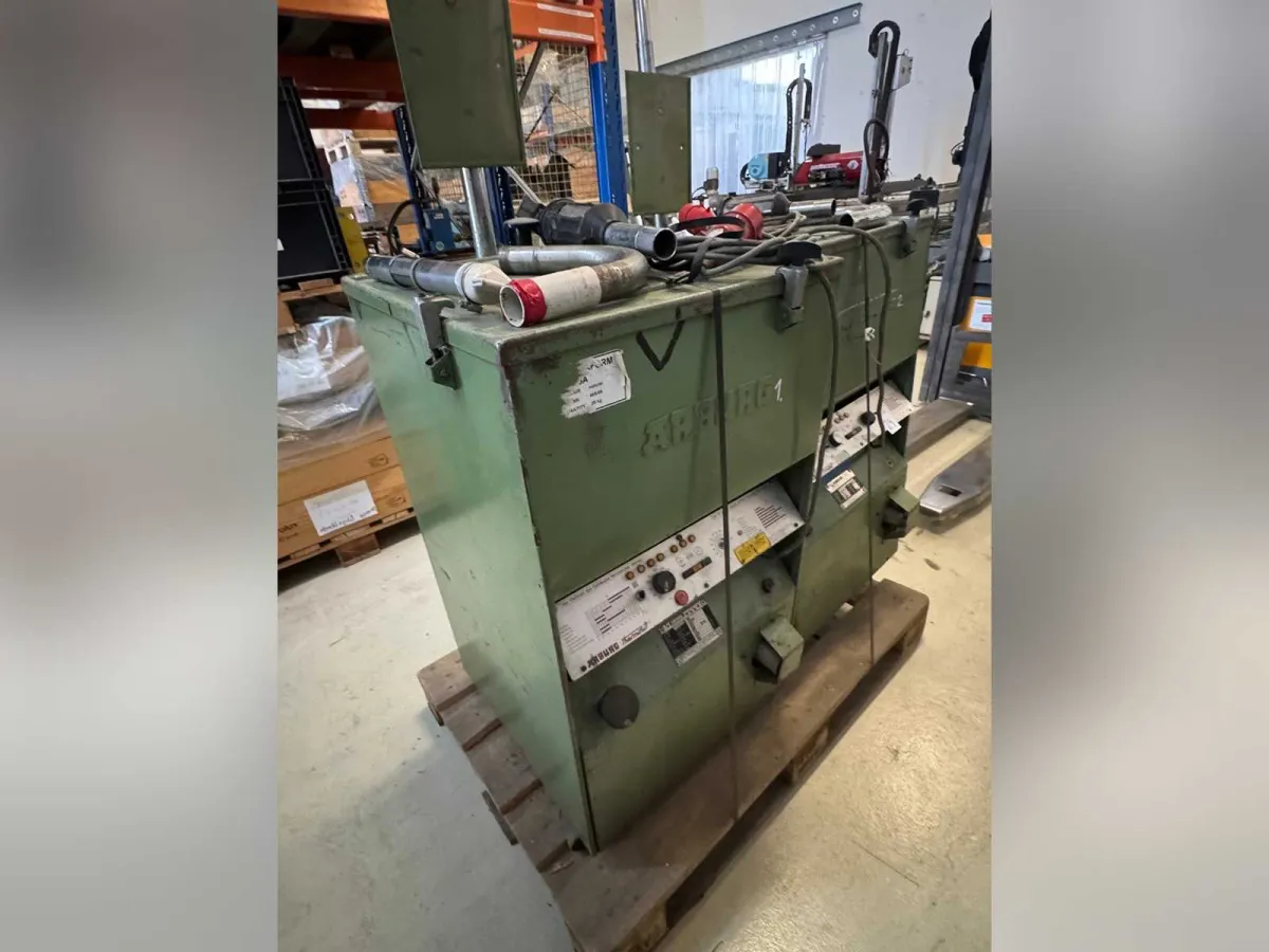 - Arburg - Thermolift 100 - Arburg Thermolift 100