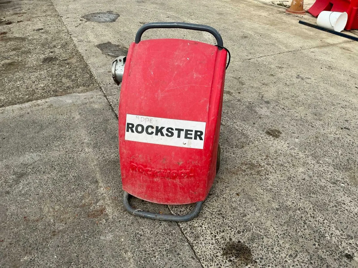 STIVENT - 212 - ROCKSTER 2 - Máquina de soplado de lana de vidrio