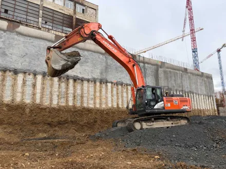 2018 - Hitachi - ZX350LCN-7 - Kettenbagger – RESALE