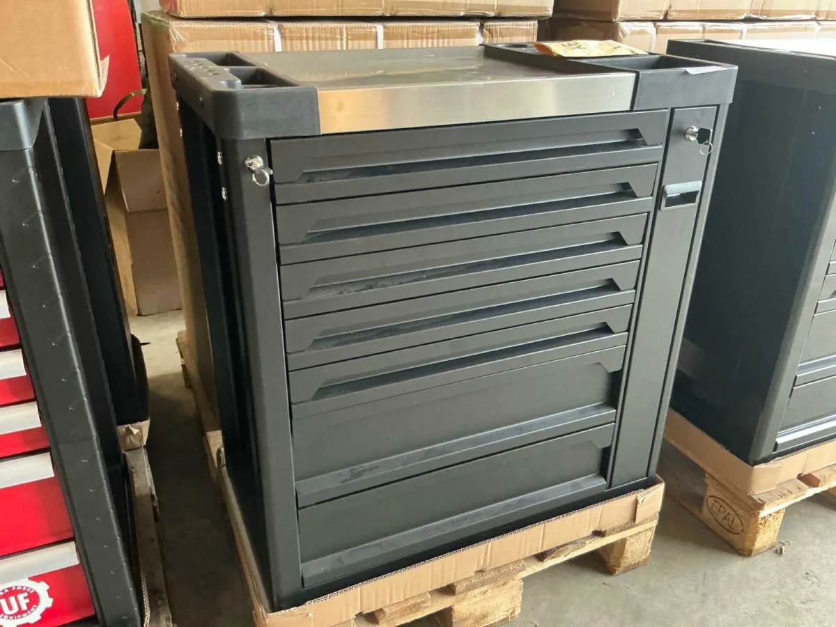 Bordo - 2025 - Carrello attrezzi