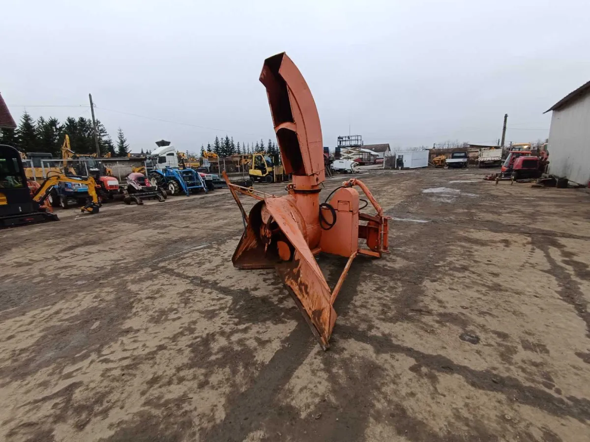 Heavy-Duty Hydraulic Rotary Snow Blower Attachment