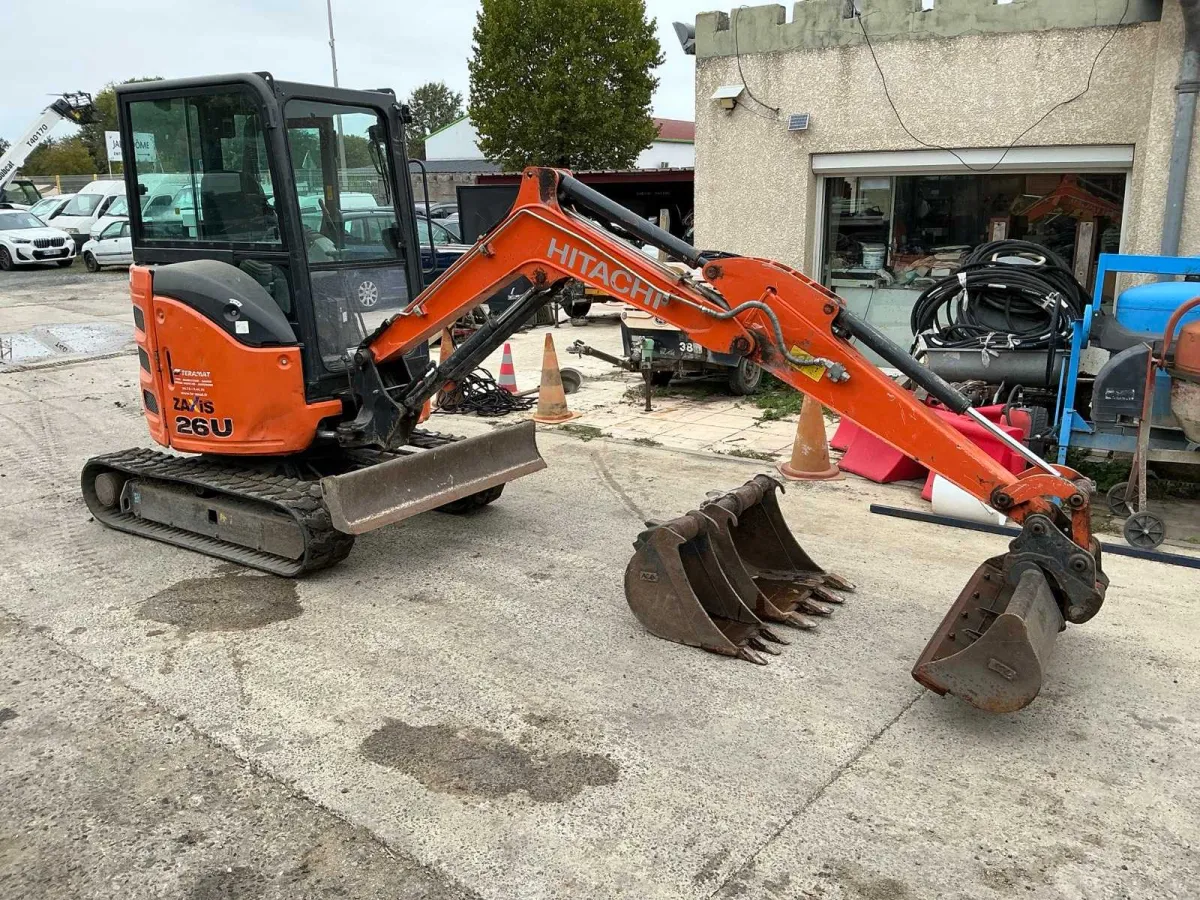 HITACHI - 2018 - ZX26U-5A CR - Mini escavatore