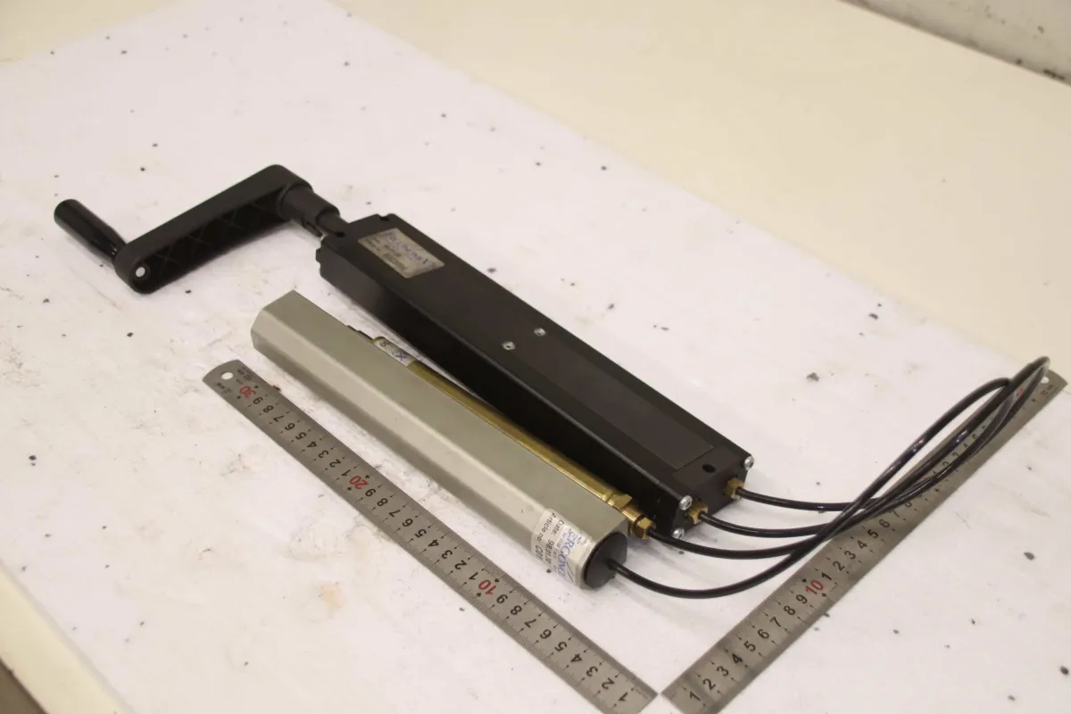Ergonomix S022096 / C016150 / C026... Height adjustment system