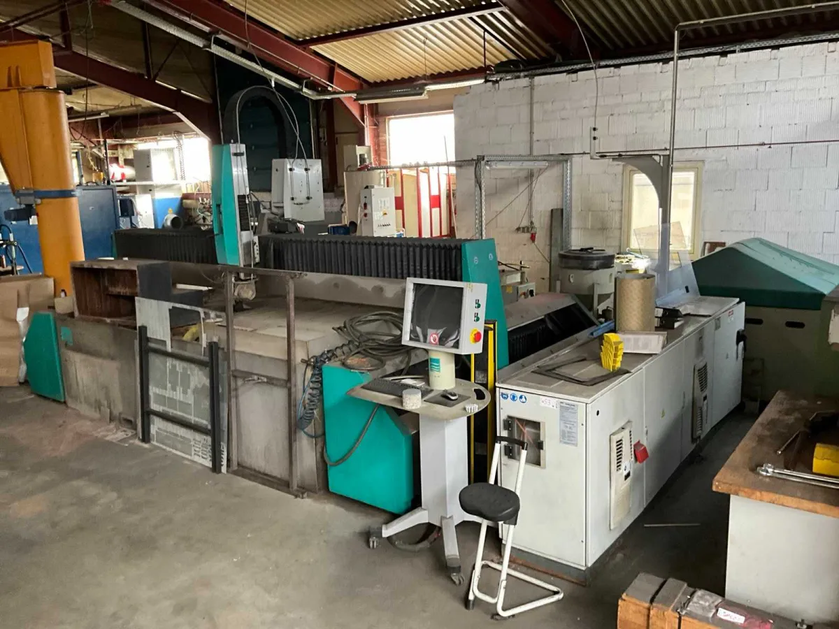 2004 Flow WMC2 DWJ-3020 Wasserstrahlschneidemaschine