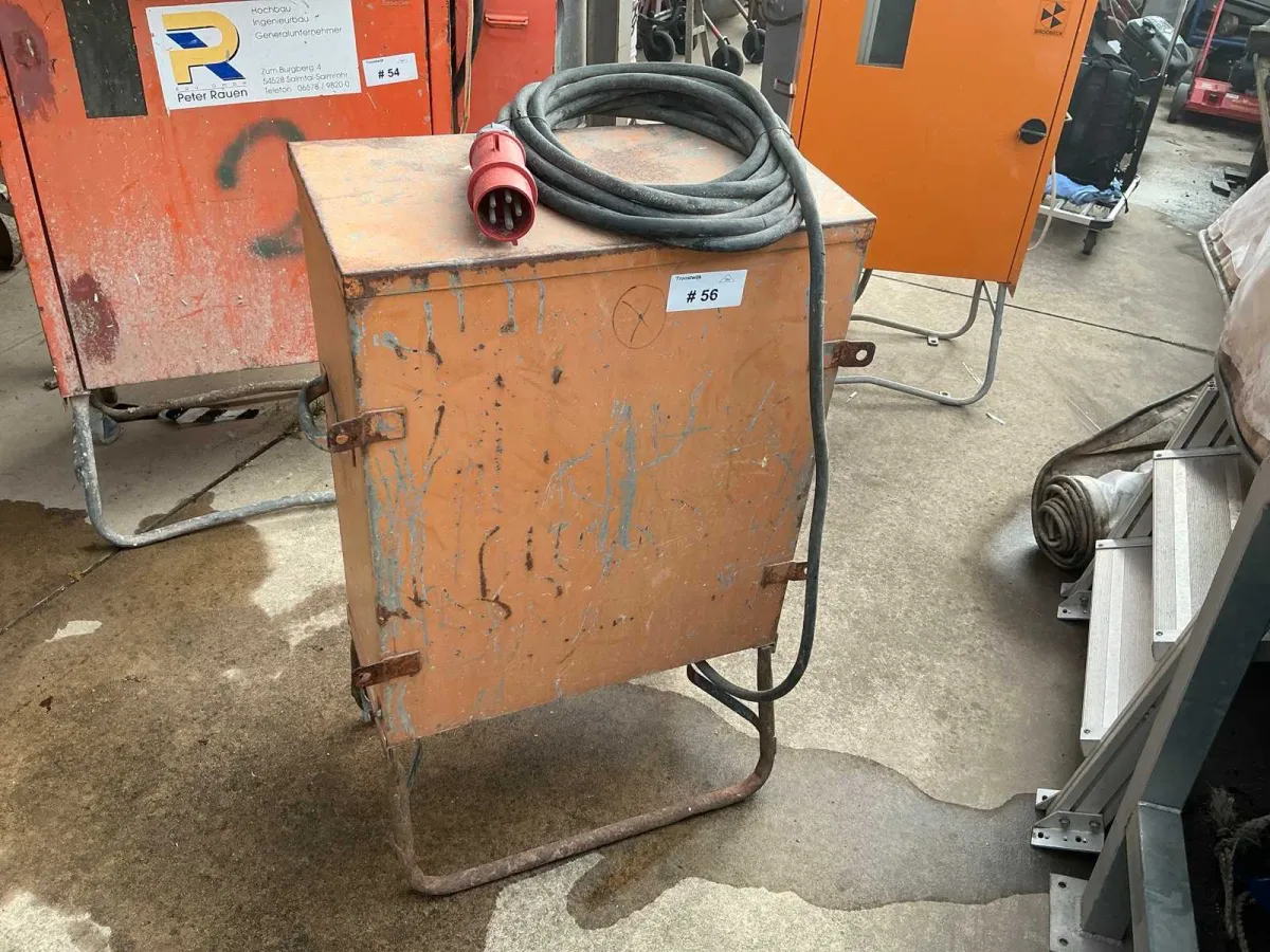 Caja de conexiones de Merz Construction