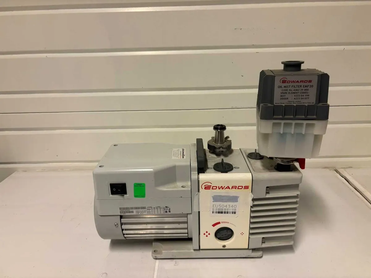 EDWARDS - - Vacuum Pump