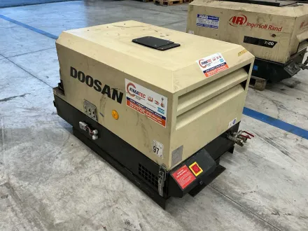 2012 Ingersoll Rand 7/20 Schraubenkompressor – RESALE