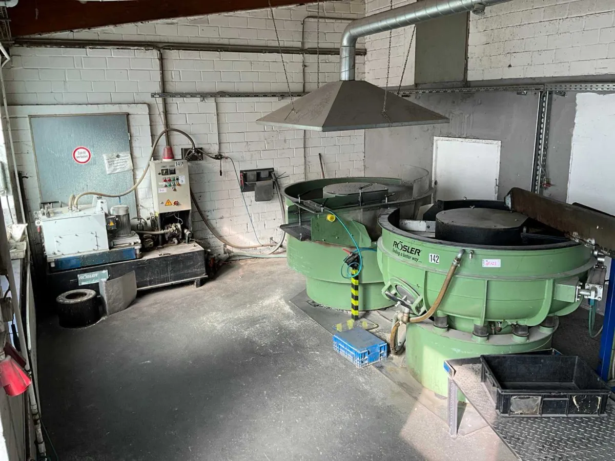 2007 Rösler RT550 Euro / R420 EC Schleif- und Entgratmaschine / Gleitschleifanlage