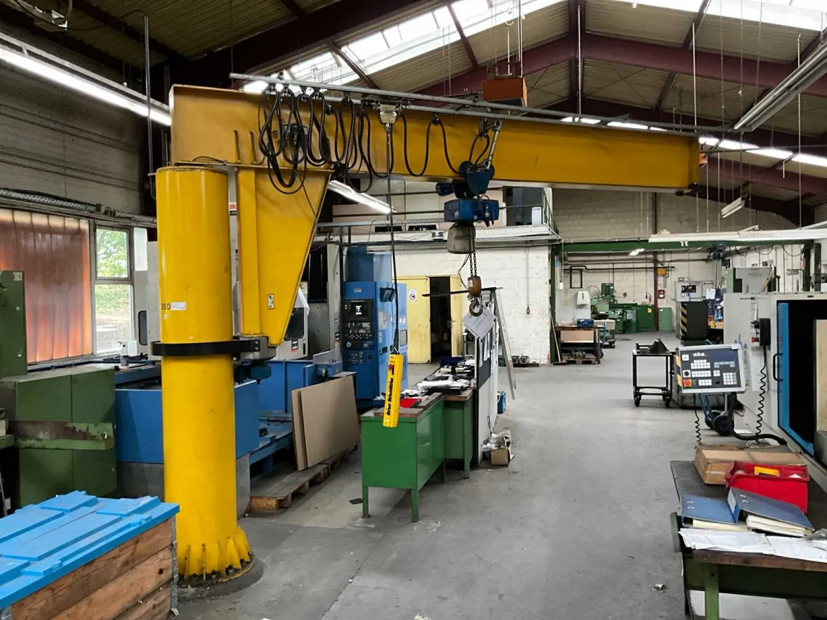 1993 Abus VS column-mounted slewing crane