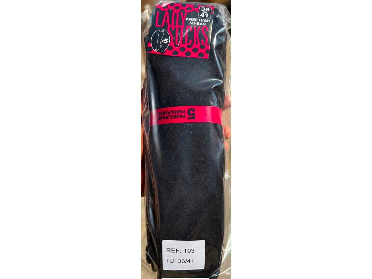 Pack mit 100 Paar Socken – Größen 36 bis 41 – Neu