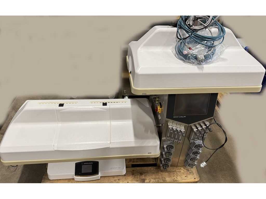 SARTORIUS STEDIM Biotech - BIOSTAT CultiBag RM 8803052 + BIOSTAT RM DHR050LBRM - Biorreactor