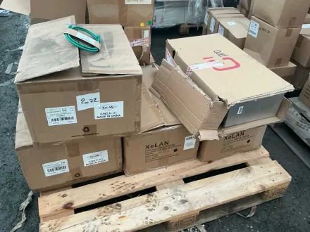 Verschiedene Zubehörteile – RESALE