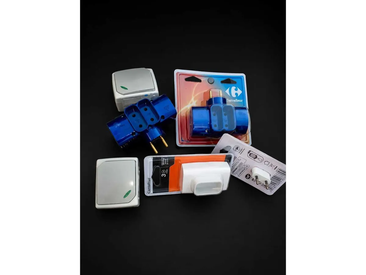 Set aus 10 T-Streifen und 20 Schaltern