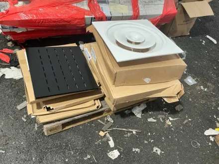 Verschiedene Zubehörteile – RESALE