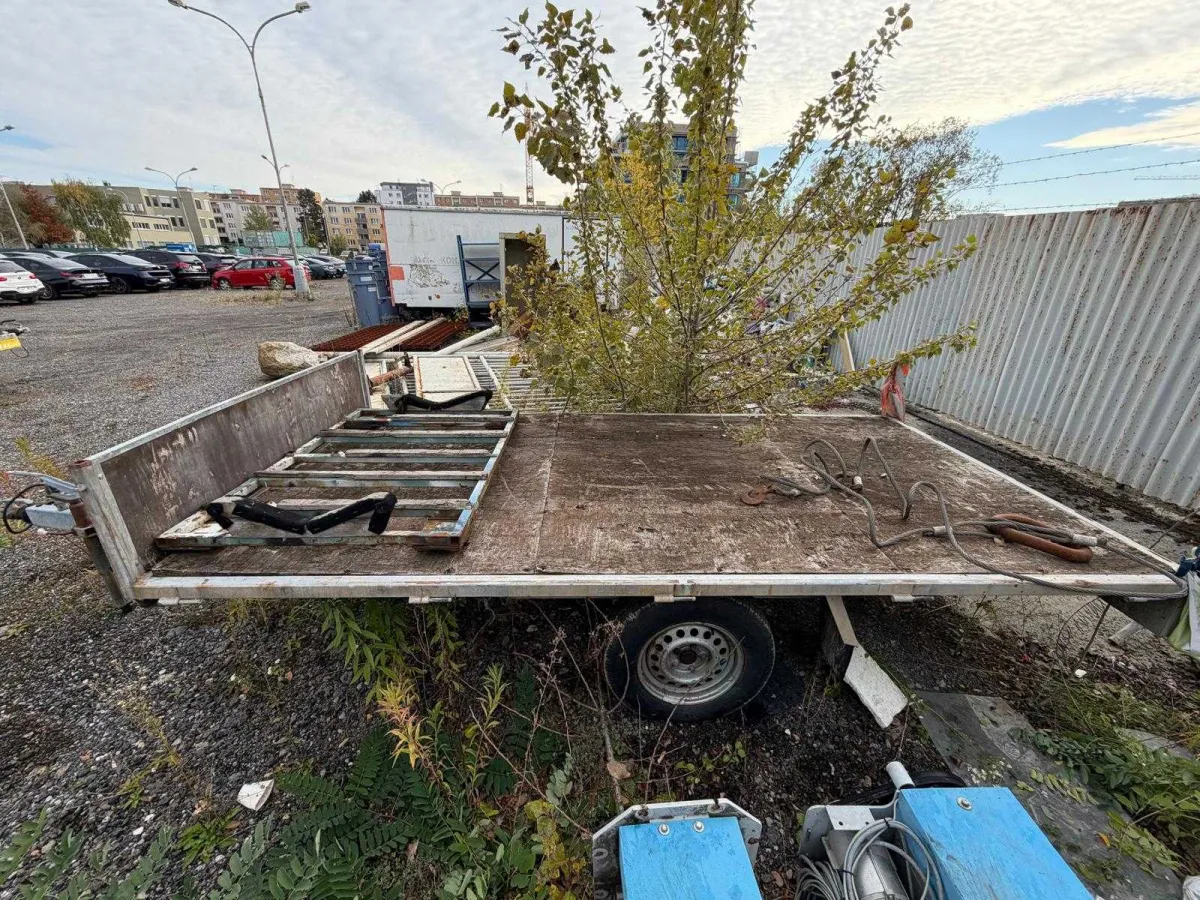 Various truck trailer