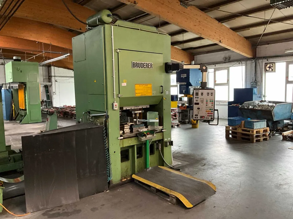 1992 Bruderer BDWP-ER-1250. HE1 Hydraulic Toggle Press