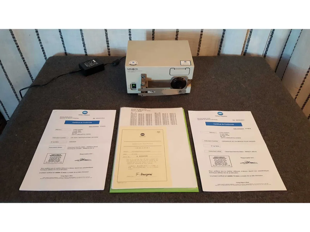 KONICA MINOLTA - CM-3220d - Espectrofotómetro