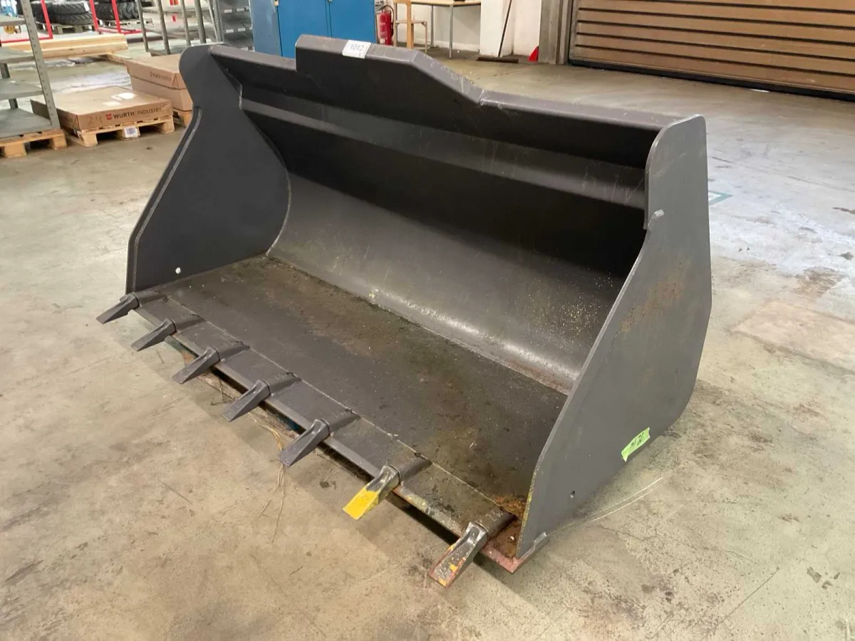 Mecalac 1.05 m3 m.Z. CAT II-Z bucket