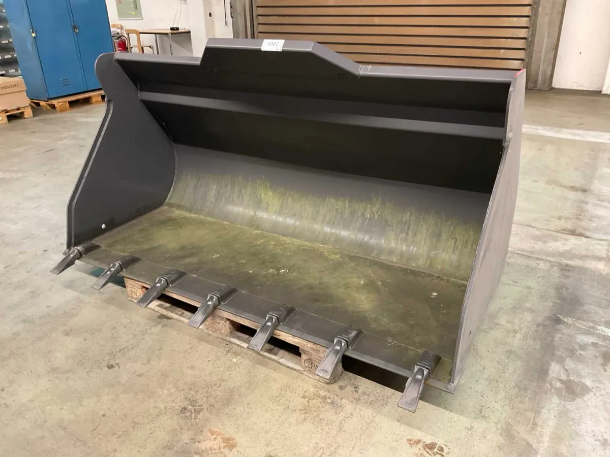 Mecalac 1.05 m3 m.Z. CAT II-Z bucket