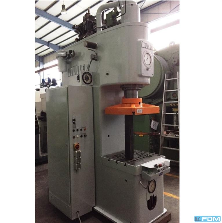 MUELLER CEZ 63.5.10 (UVV) hydraulische Einständer (zieh) presse