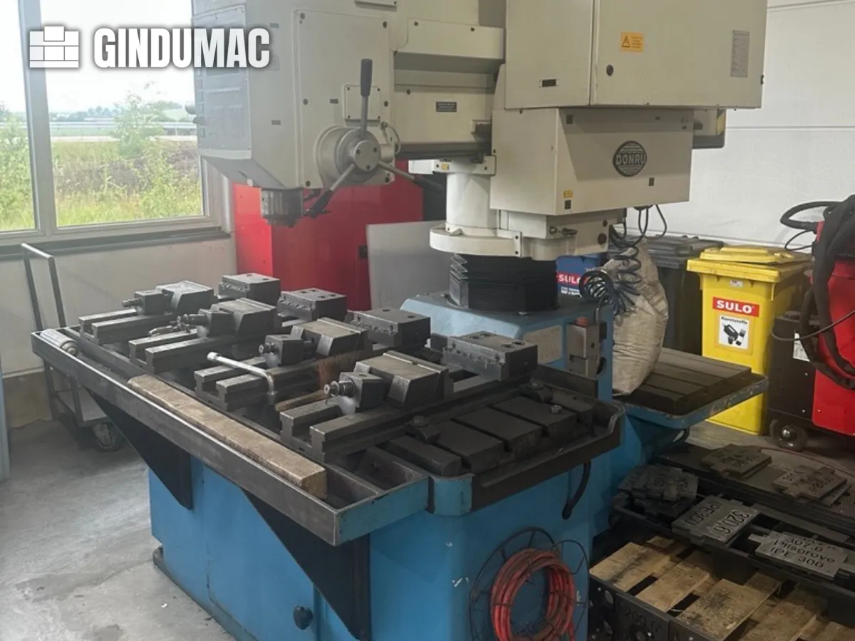 DONAU Danumeric 440 Vertical Machining Centre