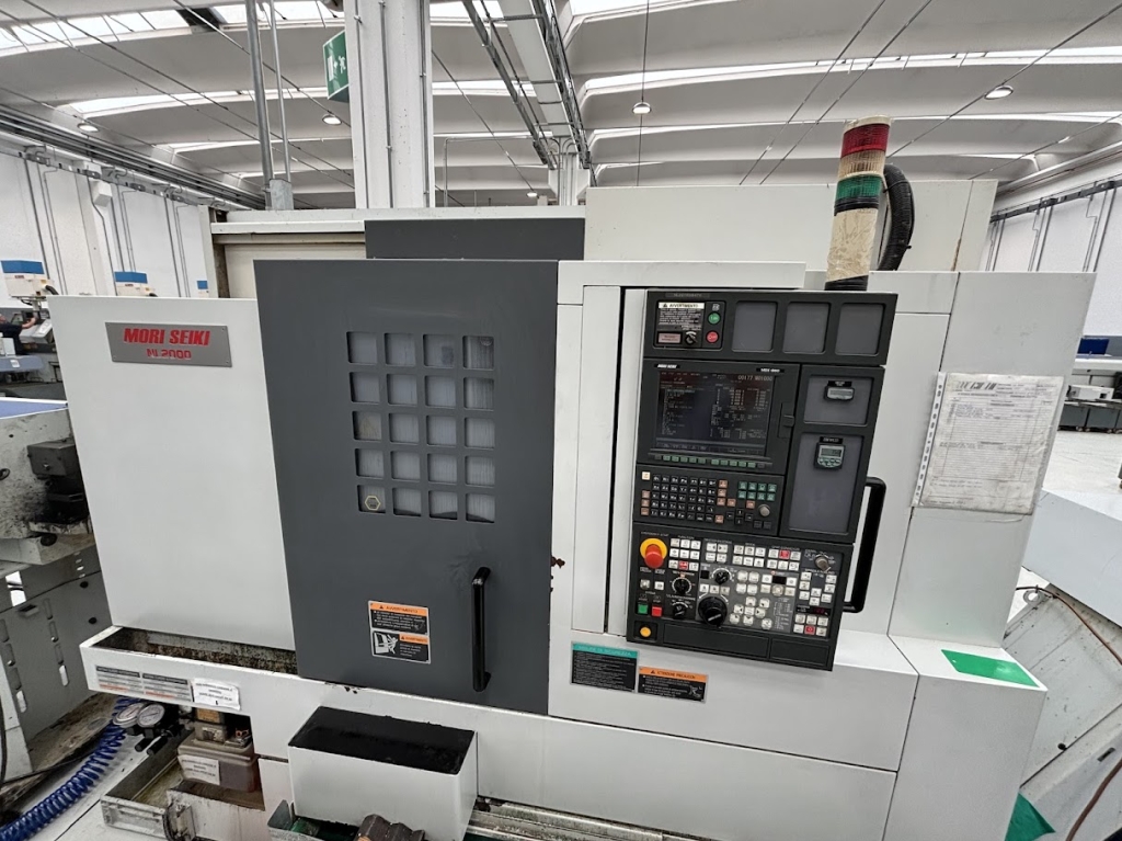 Mori seiki NL 2000 SY 500 CNC bar-fed lathe