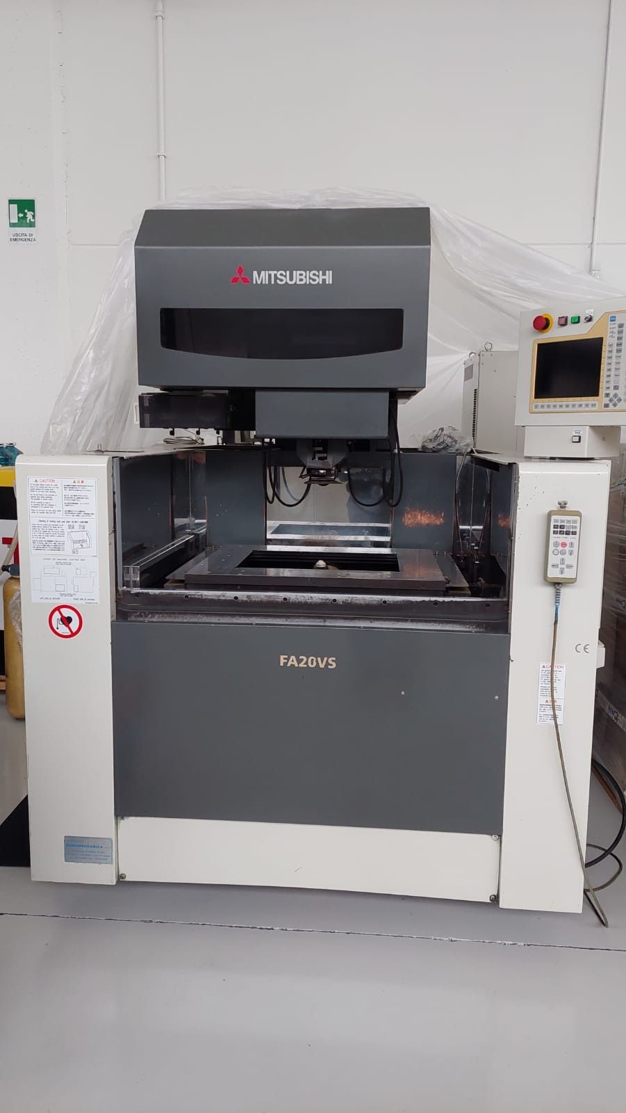 Mitsubishi FA20VS wire EDM machine