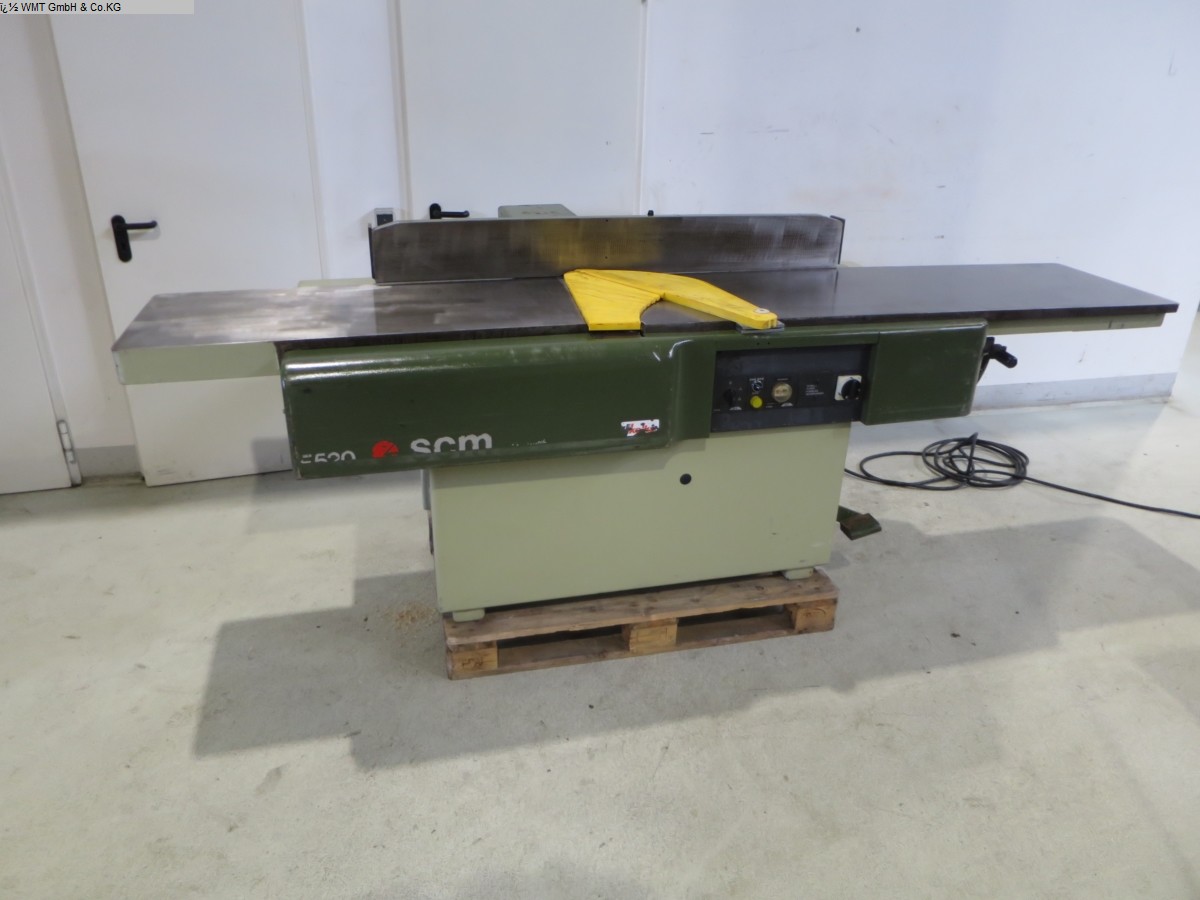 SCM F520