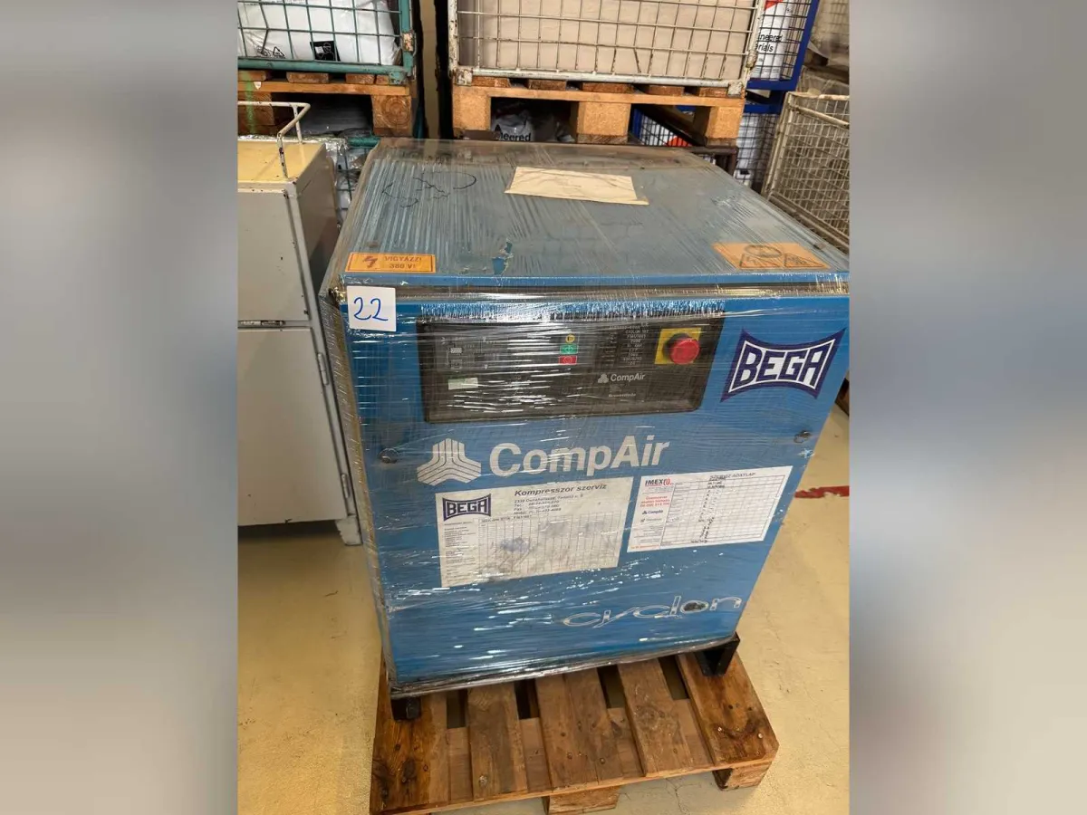 2000 - CompAir - Cyclon 107 - CompAir Cyclon 107 - F161/1881