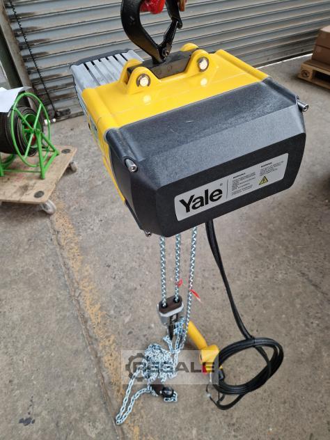 機械： YALE CPV 10-4