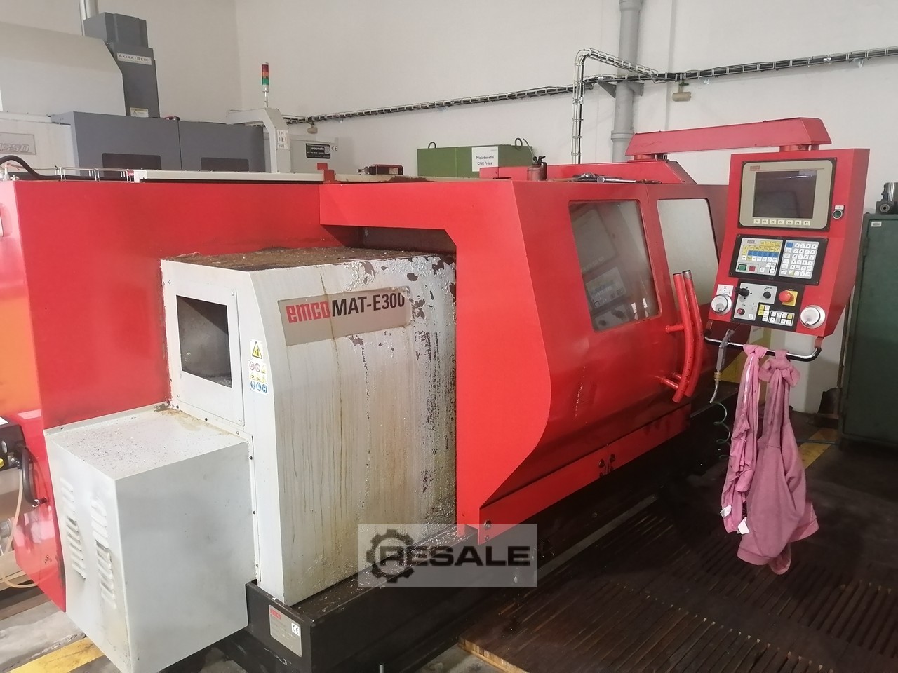 Emco EMCOMAT-E300 CNC Drehmaschinen – RESALE