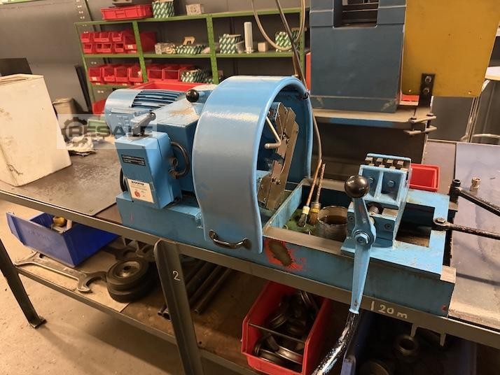 Sew 1 Montage- und Schlauchschälmaschine für die Hydrsch – RESALE