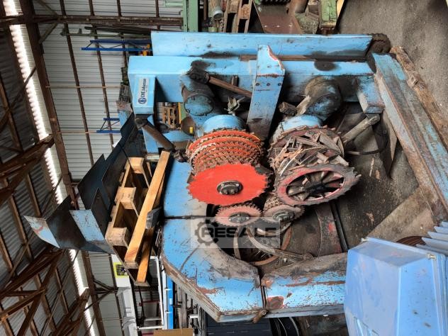 Che Johanson 760 N Industrielle Holzentschiffungsmaschine – RESALE